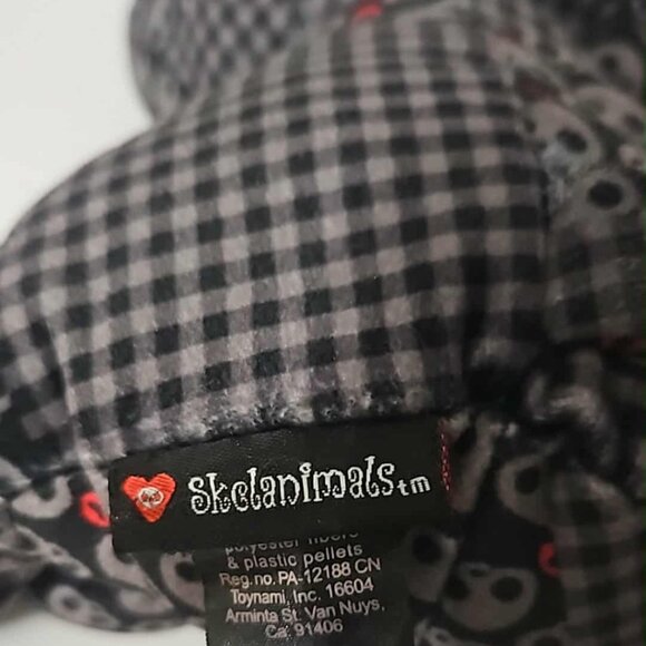 Kit the Cat Skelanimals - Picture 2 of 3